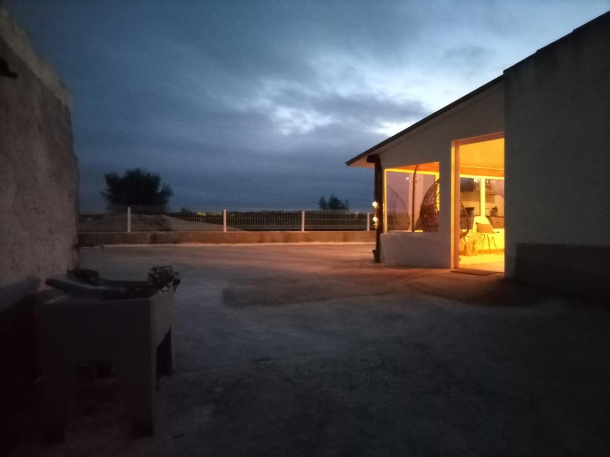 Snow Guest House Santarem Bagian luar foto