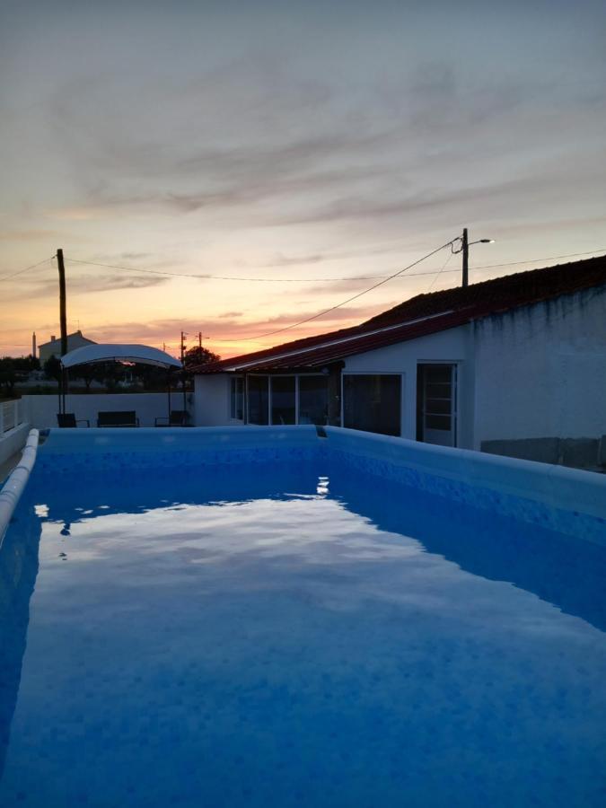 Snow Guest House Santarem Bagian luar foto