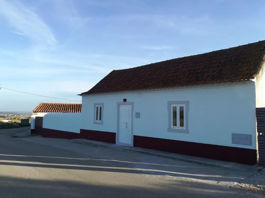 Snow Guest House Santarem Bagian luar foto