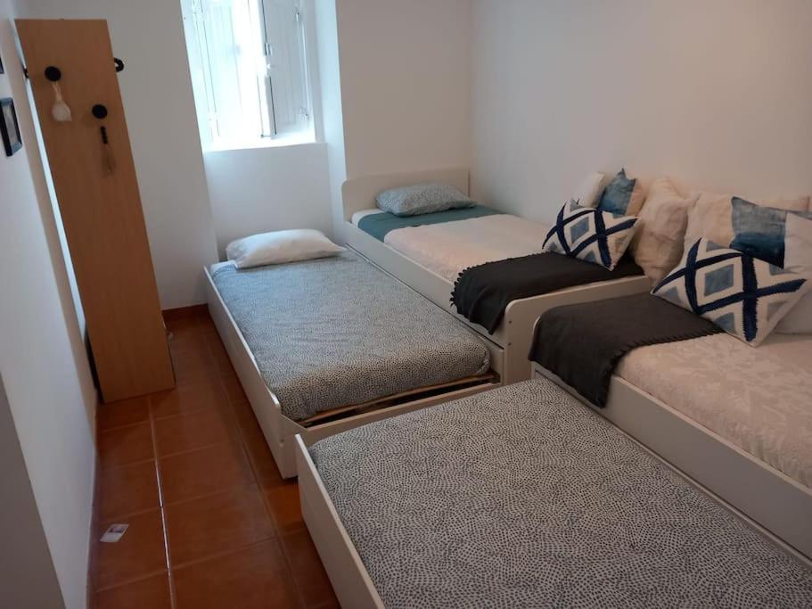 Snow Guest House Santarem Bagian luar foto