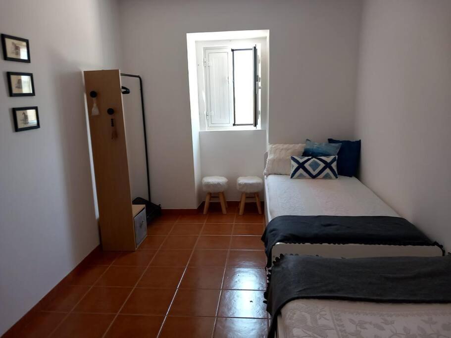Snow Guest House Santarem Bagian luar foto